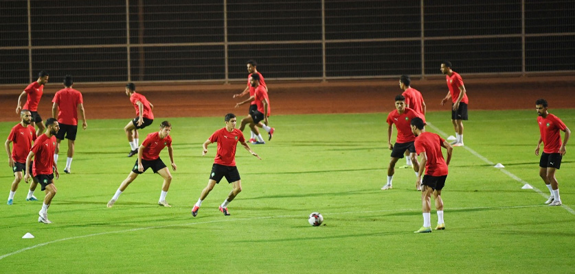 المنتخب المغربي المحلي يجري أول حصة تدريبية قبل نهائي الشان