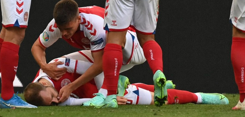 سقوط مفاجئ للاعب منتخب الدنمارك "ايريكسن" ومحاولات متواصلة لانقاذه
