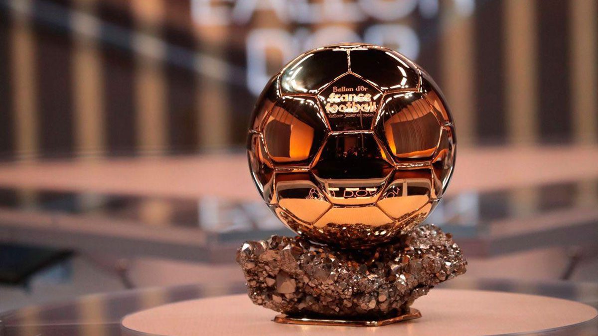 فرانس فوتبول تعلن عدم منح جائزة الكرة الذهبية لسنة 2020