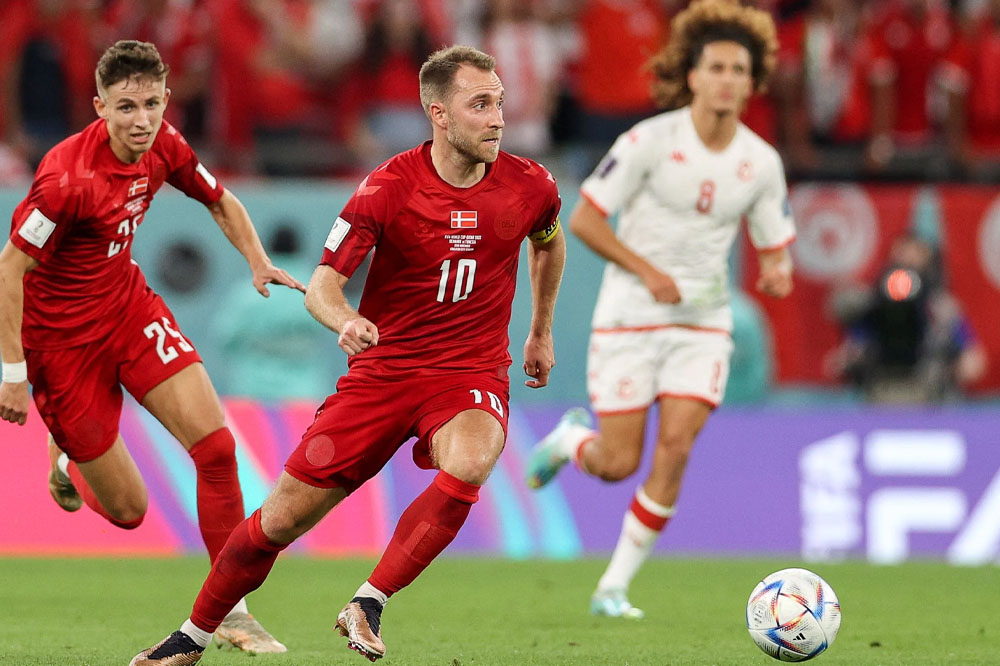 المنتخب التونسي يتعادل أمام الدنمارك في أول مباراة له بمونديال قطر