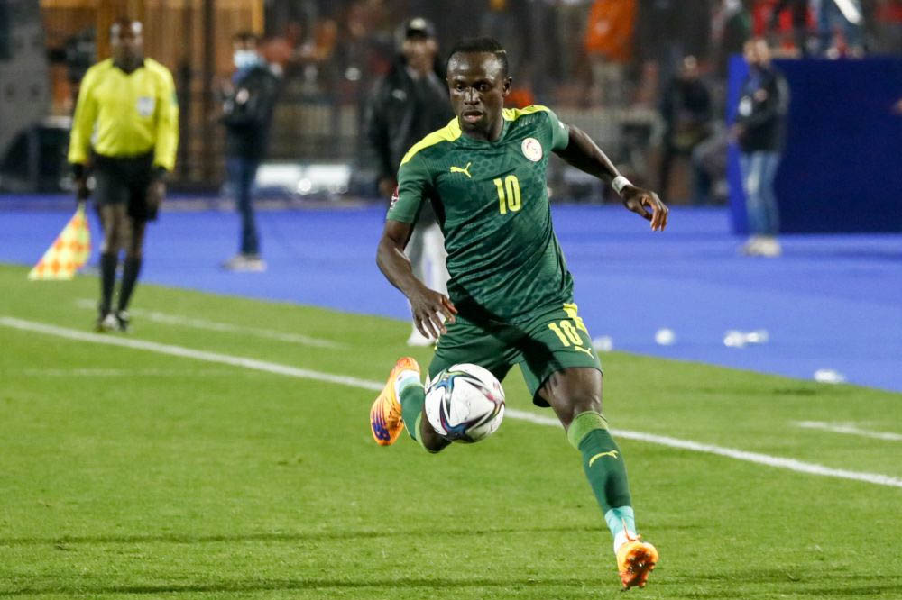 رغم إصابة ساديو ماني الاتحاد السنغالي متمسك بتوجيه الدعوة له في كأس العالم